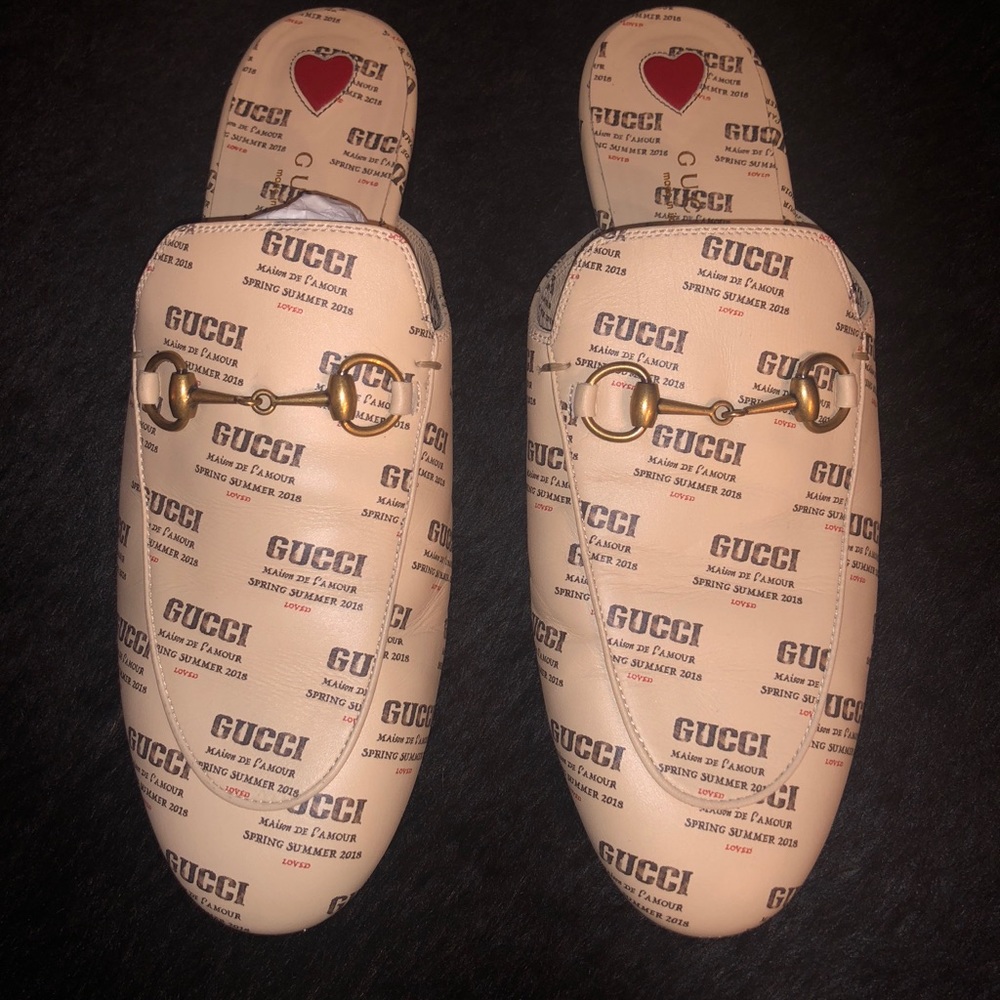 Gucci slides size 38.5